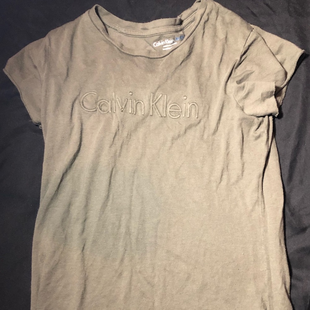 Short sleeve shirt